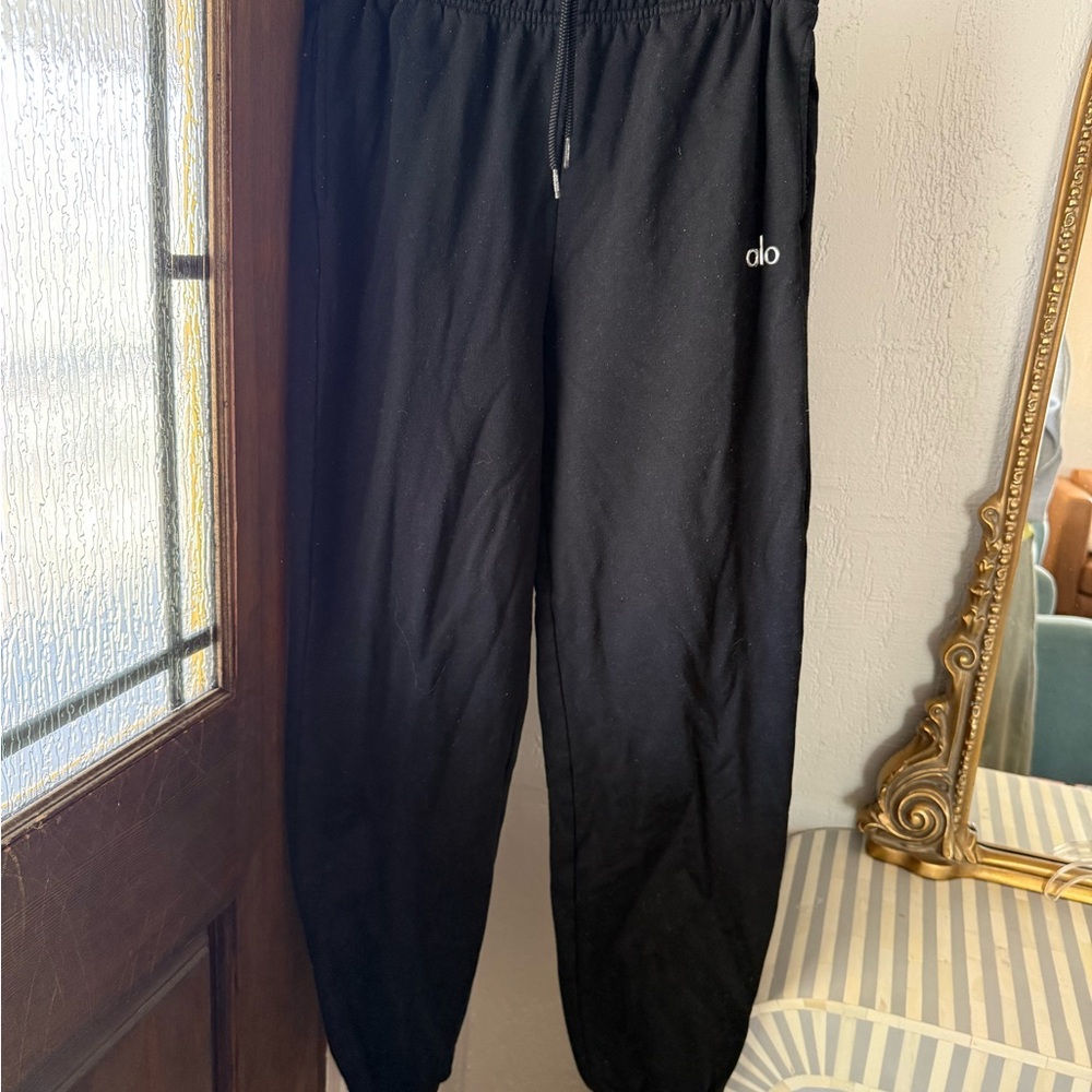 ALO Yoga Women’s ACCOLADE SWEATPANT, Size S